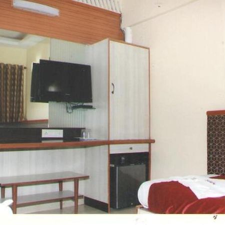 Hotel Siddhartha Bombaim Exterior foto