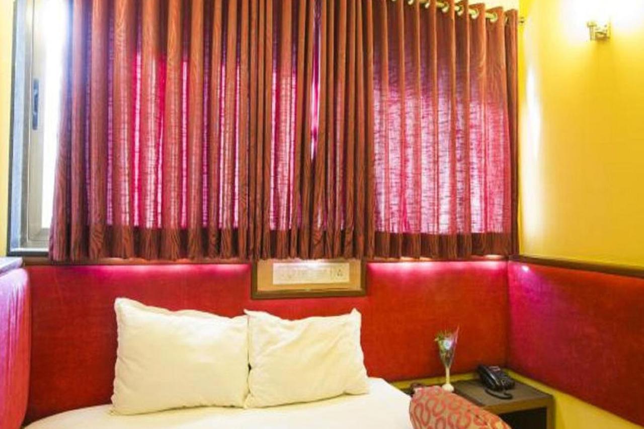 Hotel Siddhartha Bombaim Exterior foto