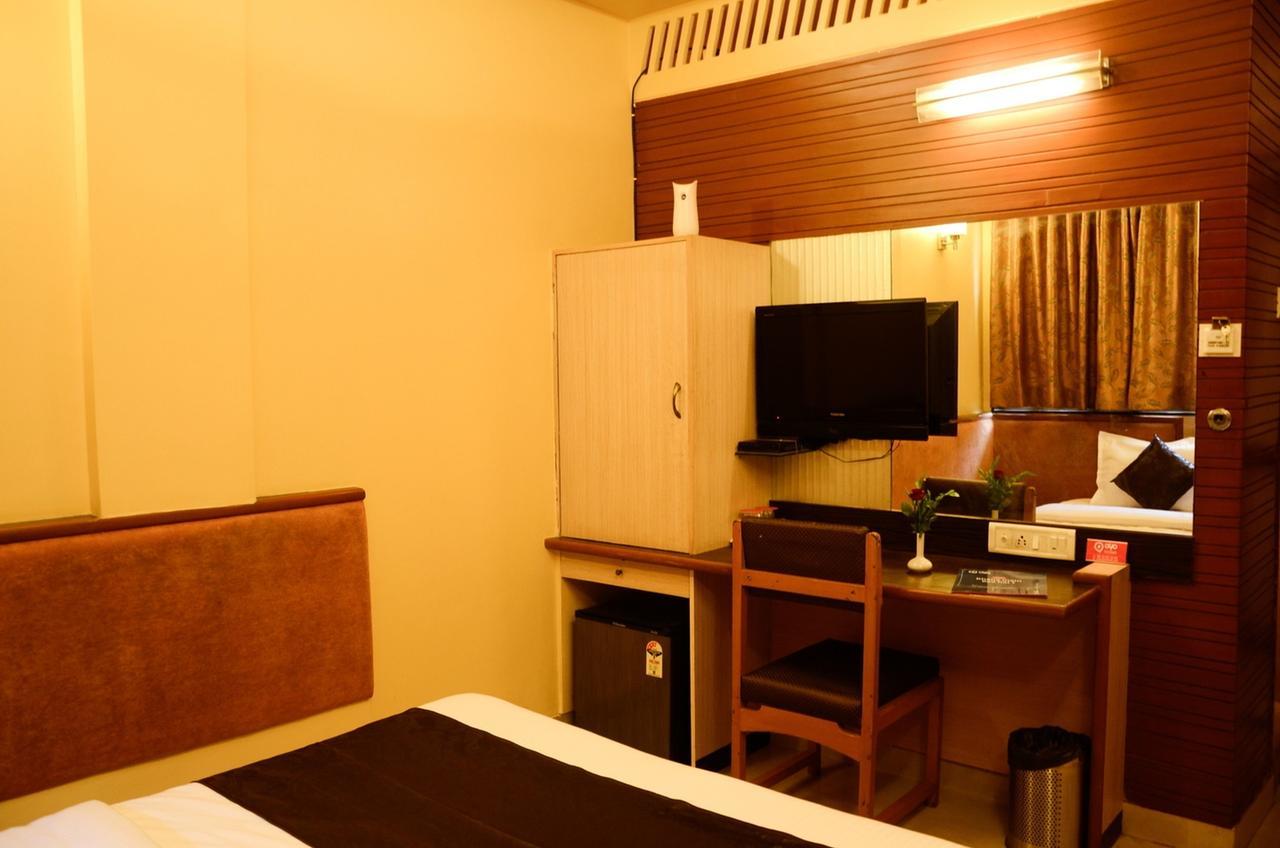 Hotel Siddhartha Bombaim Exterior foto