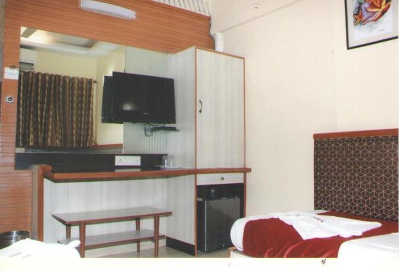 Hotel Siddhartha Bombaim Exterior foto